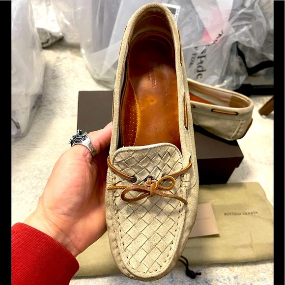 EUC Men’s Size 8 Bottega Veneta Suede Intrecciato Loafers/Driver Shoes In Beige - Picture 6 of 13